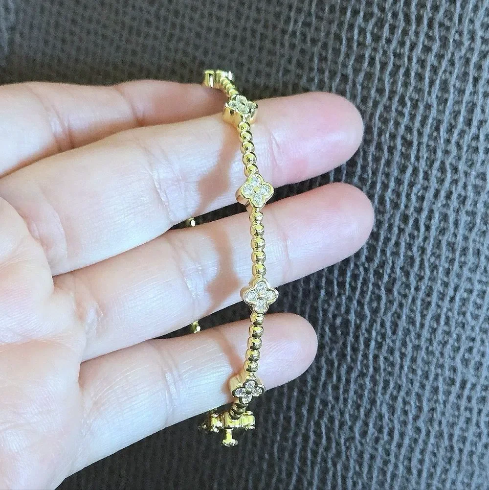 Gold💛 Hinged Cubic Zirconia💎 Flower🌸 Bracelet - NWT